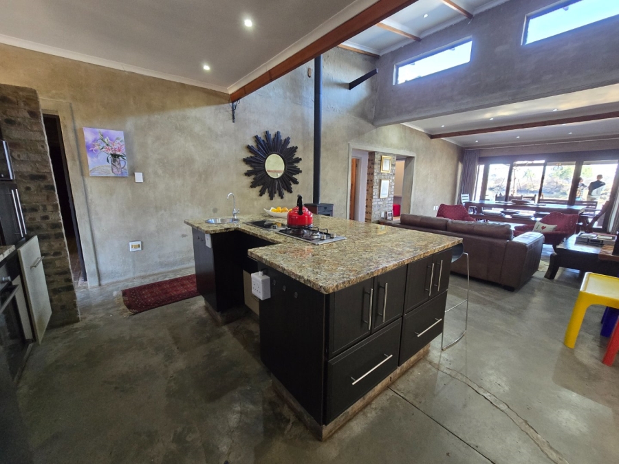 4 Bedroom Property for Sale in Viljoenskroon Rural Free State